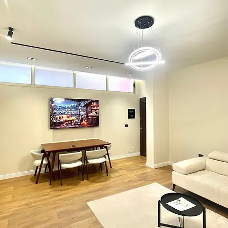 Sunny Bliss Apartment