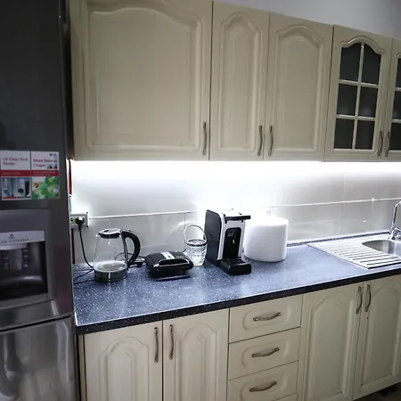 Sunny Bliss شقة تيرانا