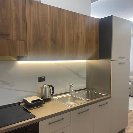 Sunny Bliss * تيرانا