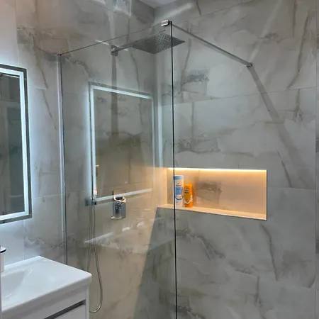 Sunny Bliss شقة تيرانا